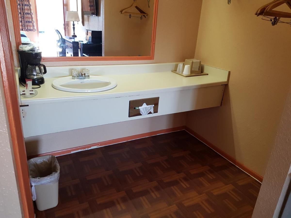 Budget Host Inn Eastland מראה חיצוני תמונה